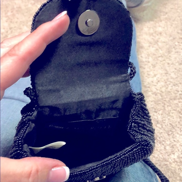 Beaded small purse - Picture 3 of 5